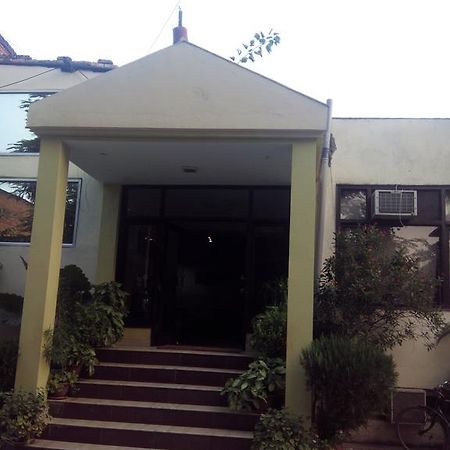 Hotel Kanishka Kanpur Luaran gambar