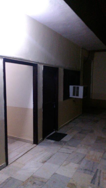 Hotel Kanishka Kanpur Bilik gambar