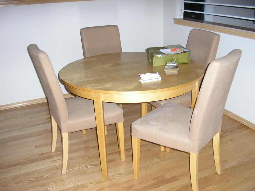 Hotel Kanishka Kanpur Bilik gambar