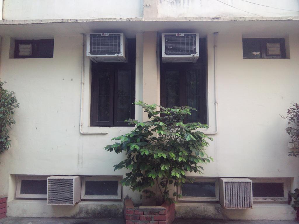Hotel Kanishka Kanpur Luaran gambar