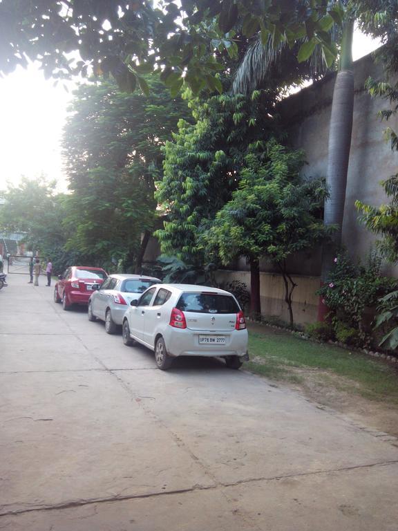 Hotel Kanishka Kanpur Luaran gambar