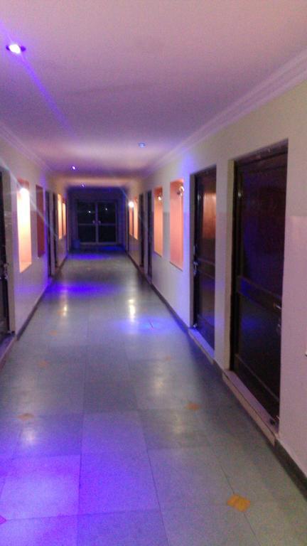 Hotel Kanishka Kanpur Luaran gambar